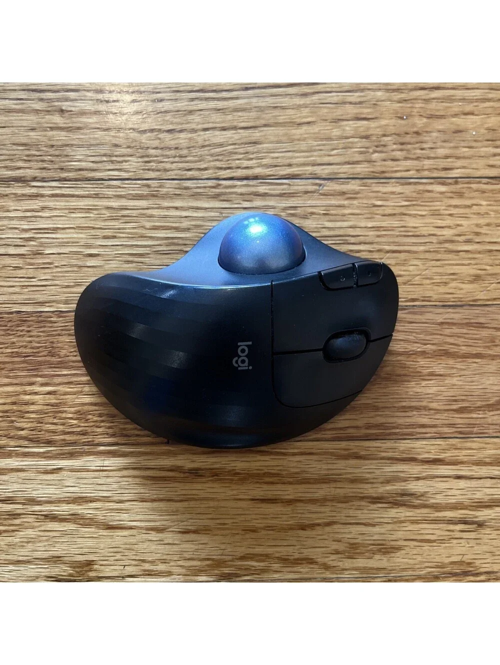 Logitech ships fast